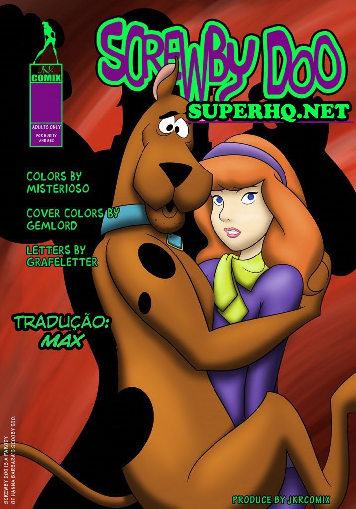 Scooby Doo dando um trato na Daphne