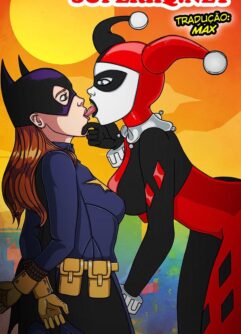 Harley, Batman e Batgirl fazem sexo nas posições mais difíceis